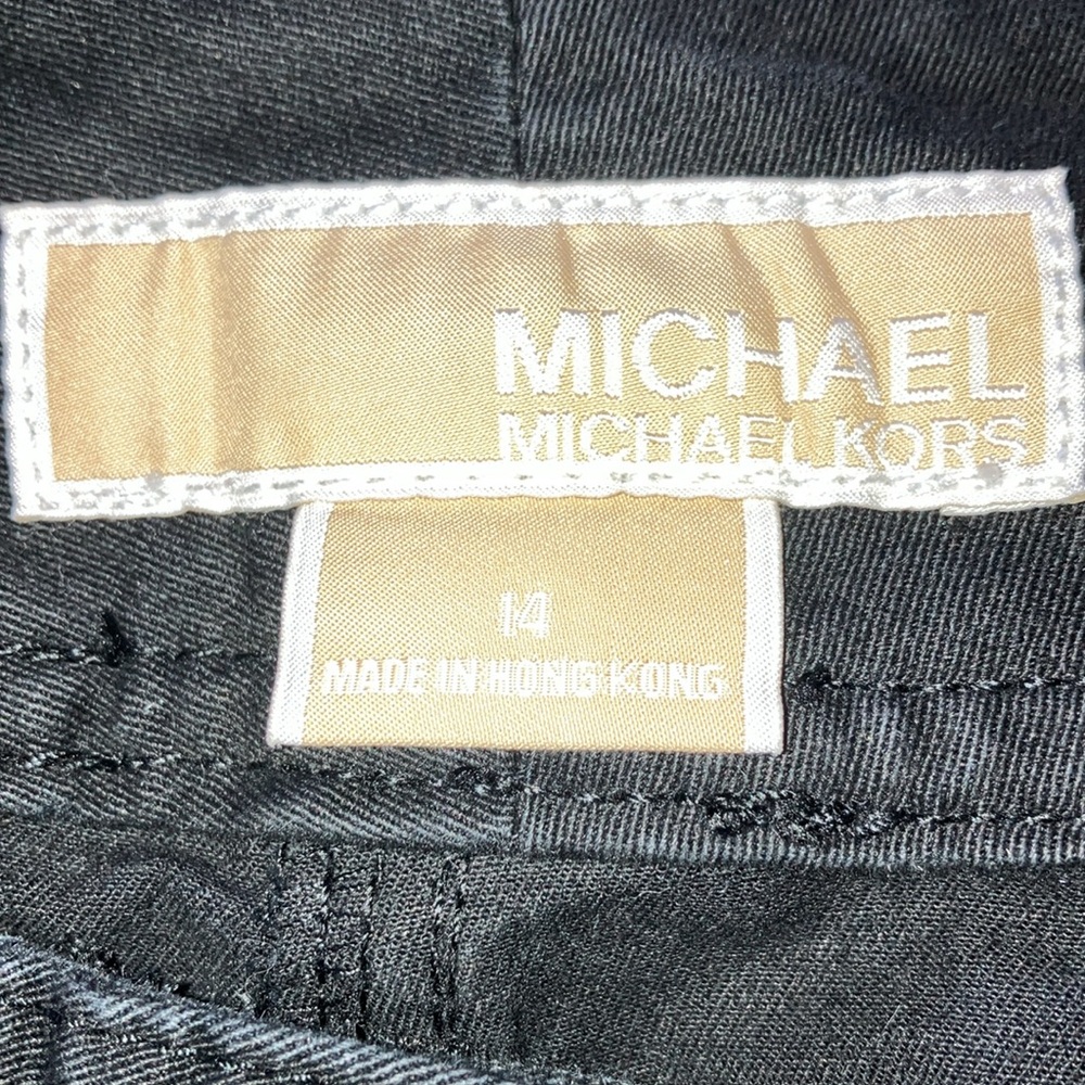 Michael by Michael Kors Capris - Picture 5 of 5